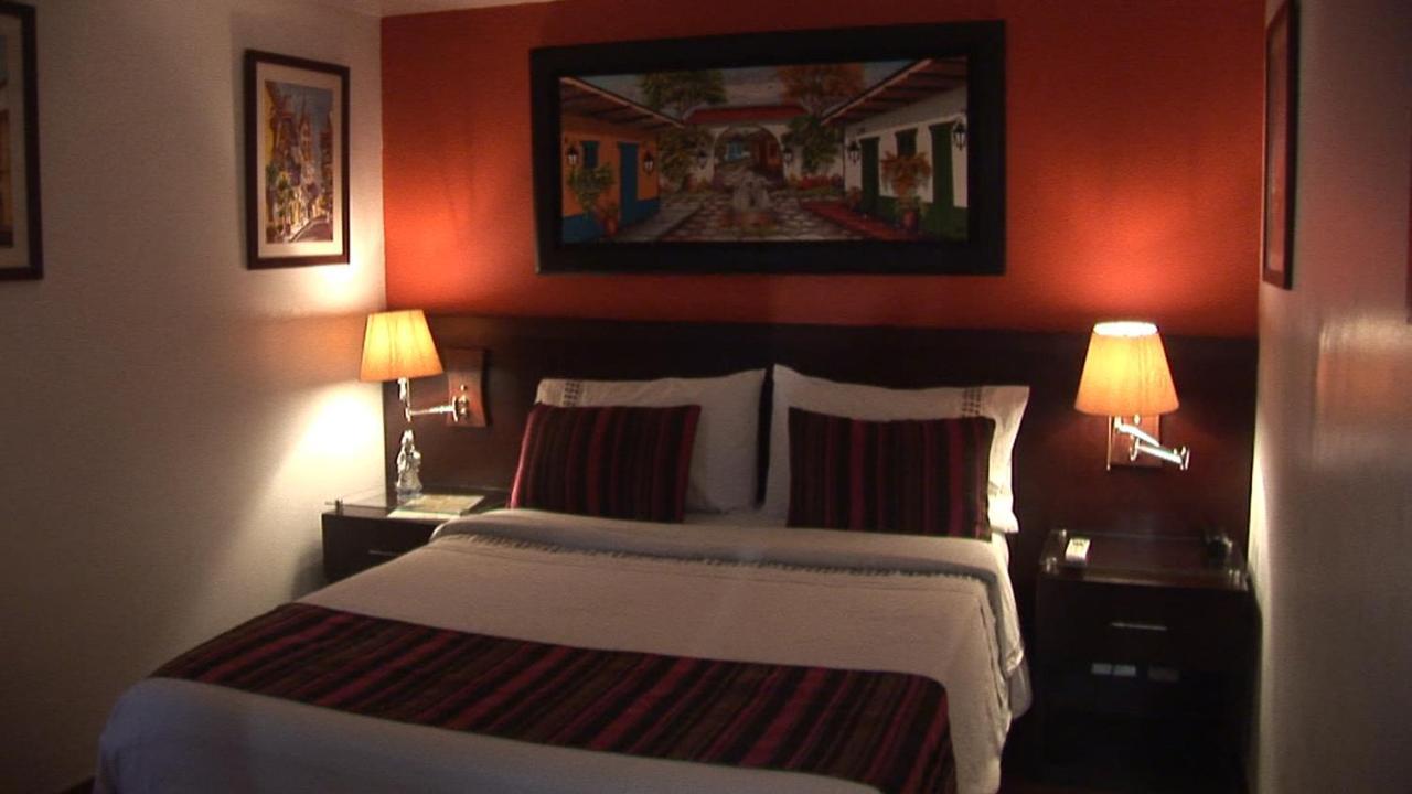 Hotel Apartasuite Normandia Богота Экстерьер фото