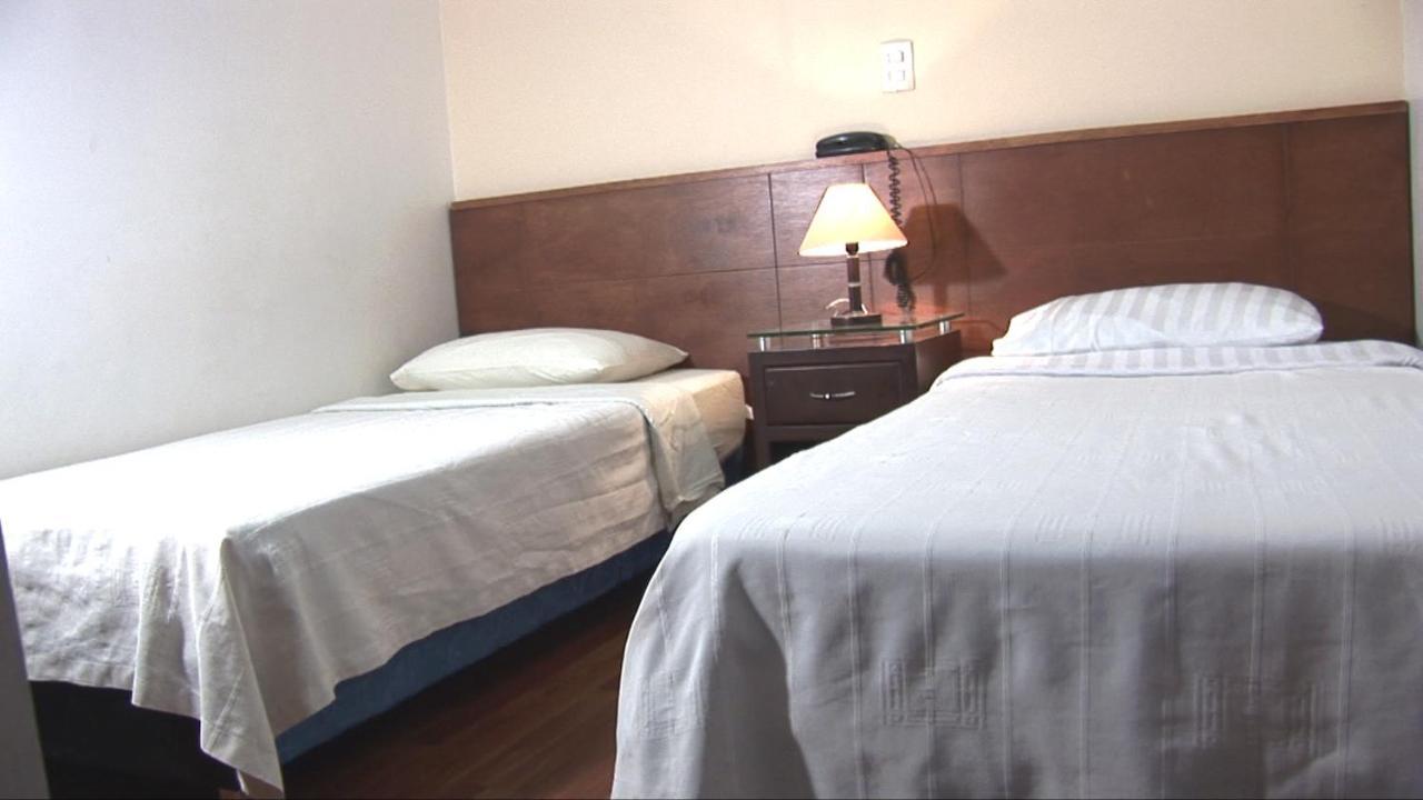 Hotel Apartasuite Normandia Богота Экстерьер фото
