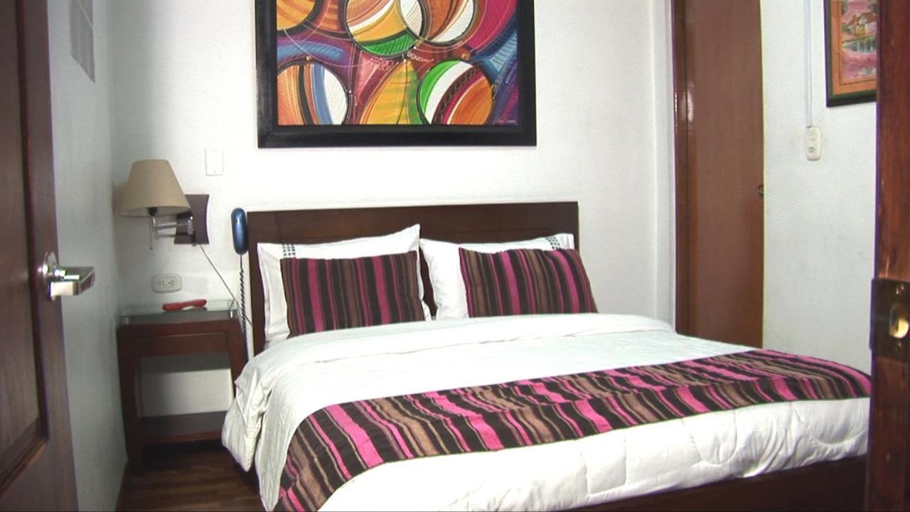 Hotel Apartasuite Normandia Богота Экстерьер фото