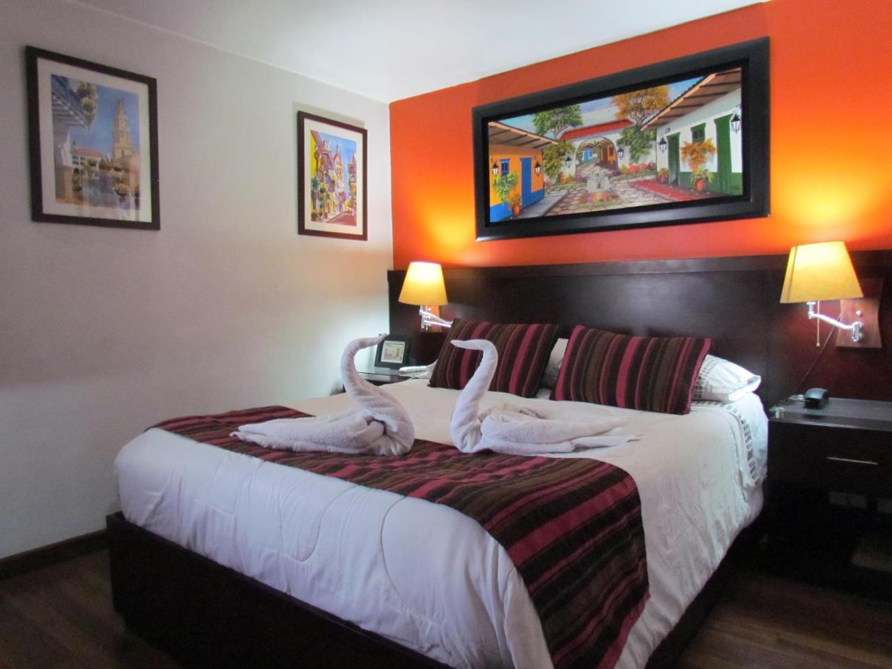 Hotel Apartasuite Normandia Богота Экстерьер фото