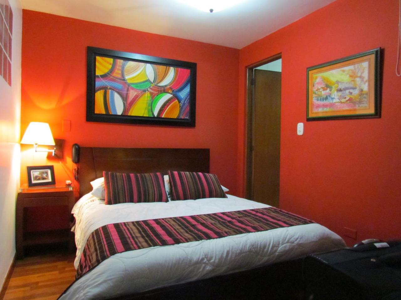 Hotel Apartasuite Normandia Богота Экстерьер фото